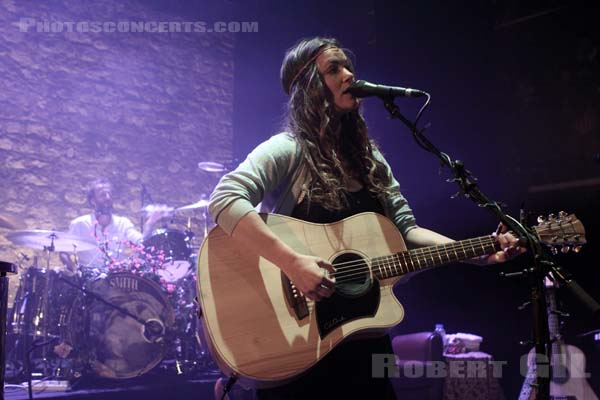 ANGUS AND JULIA STONE - 2010-05-08 - PARIS - Cafe de la Danse - 